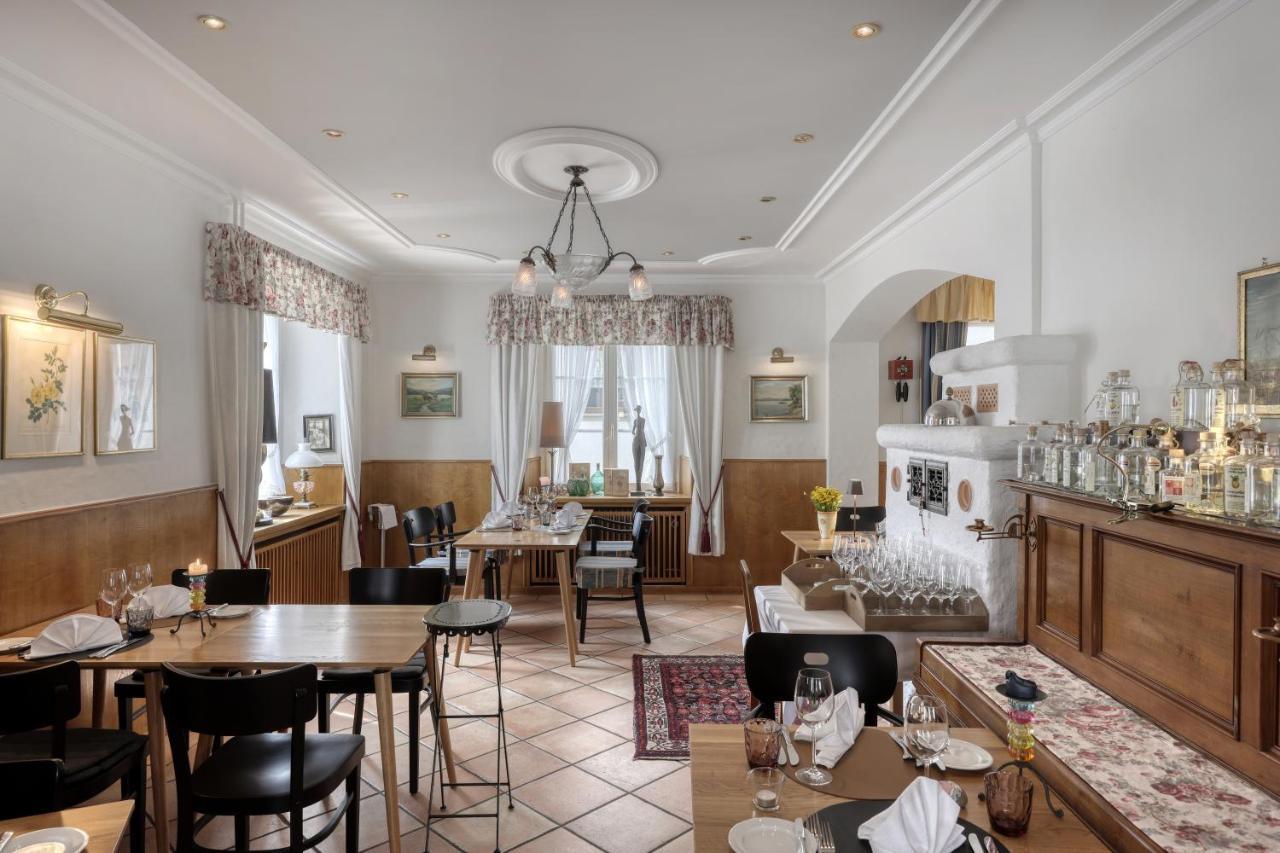 שטולינגן Gasthaus Schwanen & Villa Pfarrhus מראה חיצוני תמונה